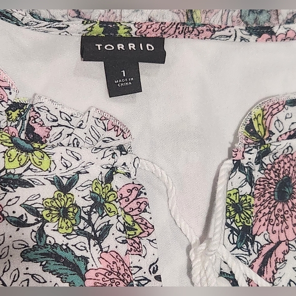 Torrid | Floral Gauze Tiered Dress | Size 1 - Picture 6 of 8